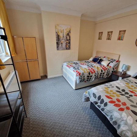 Finchley Holidays Whetstone Exteriér fotografie