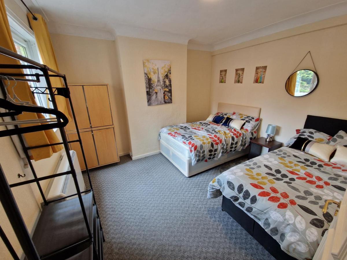 Finchley Holidays Whetstone Exteriér fotografie